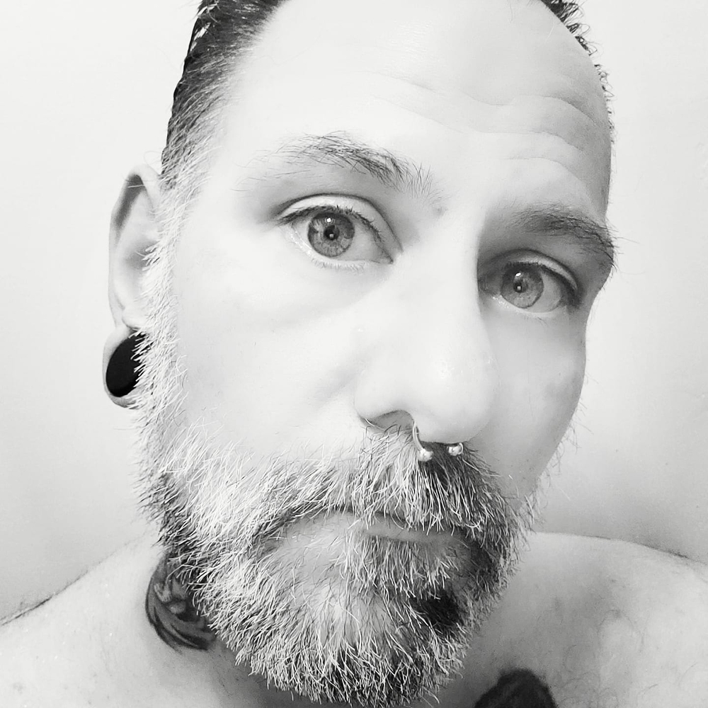 Meet your Posher, Christian